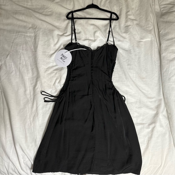 Princess Polly Hazel Cut out Dress - Picture 3 of 6